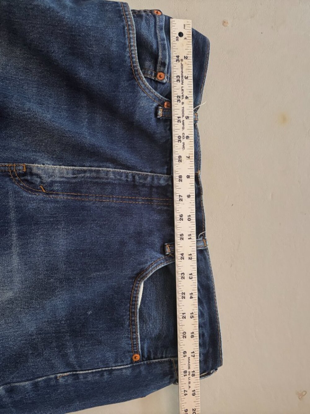 Levi's 505 38" x 34" Straight Leg Classics - Picture 6 of 8